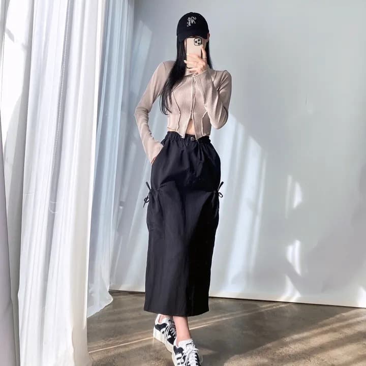 ins 한국 레트로 캐주얼 미니멀리즘 펌프 로프 허리밴드 이후 트임 주머니 워크웨어 한 마디 반신 스커트 이미지 3
