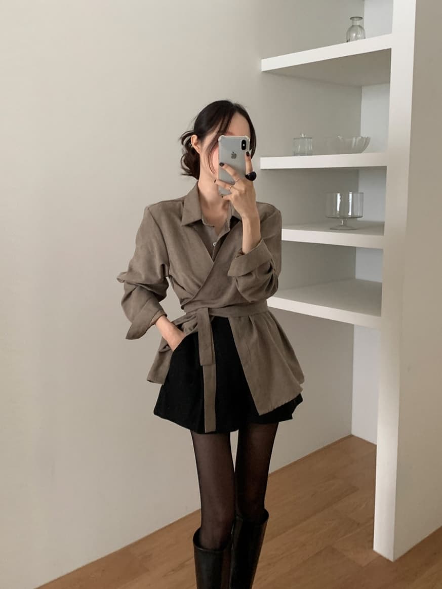 chic 한국 가을 새로운 레트로 품격 작은 대중 십자가 스트랩 페이크 레이어드 패션 다용도 셔츠 맨위 상세 이미지 10