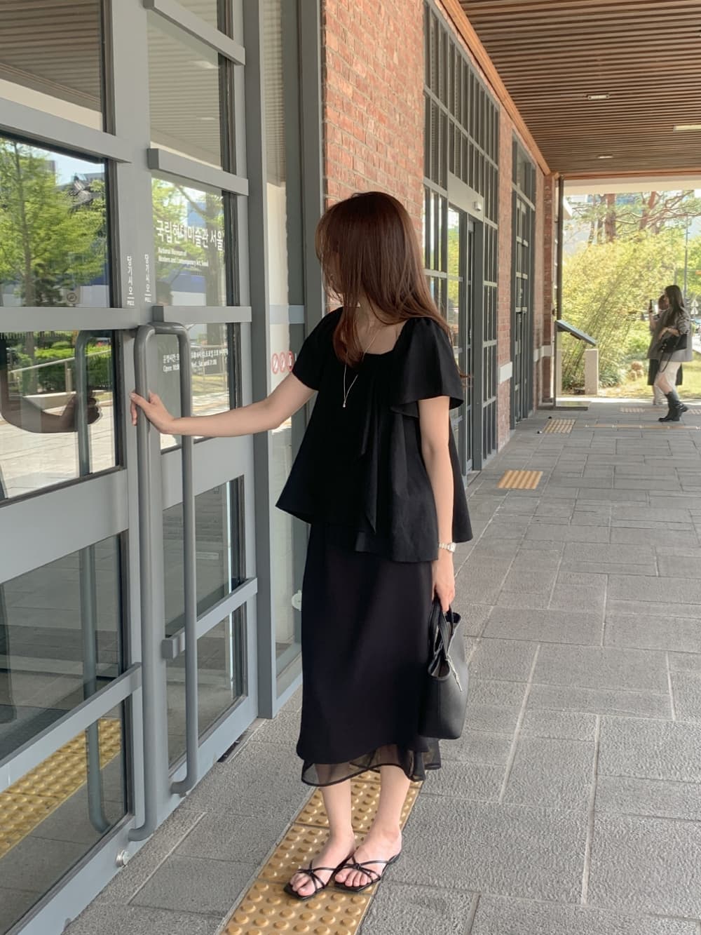 chic 한국 여름 프랑스식 광장 칼라 품격 작은 대중 디자인 센스 Feifei 소매 루즈핏 다용도 셔츠 맨위 상세 이미지 13