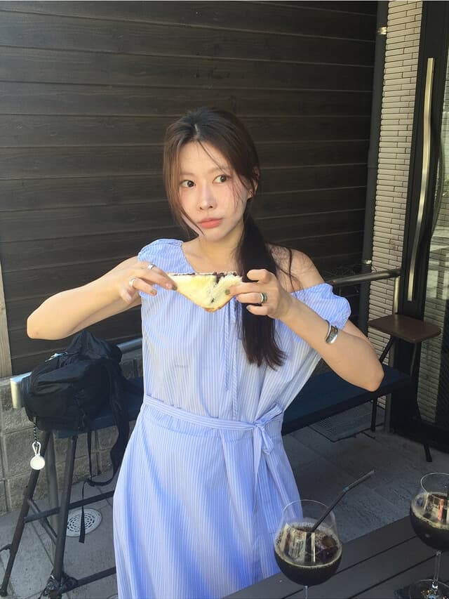 chic 한 부서 여름 프랑스식 부드러운 달콤함 오프숄더 레이스업 허리 수축 느긋한 루즈핏 휴가 캐주얼 드레스 상세 이미지 21