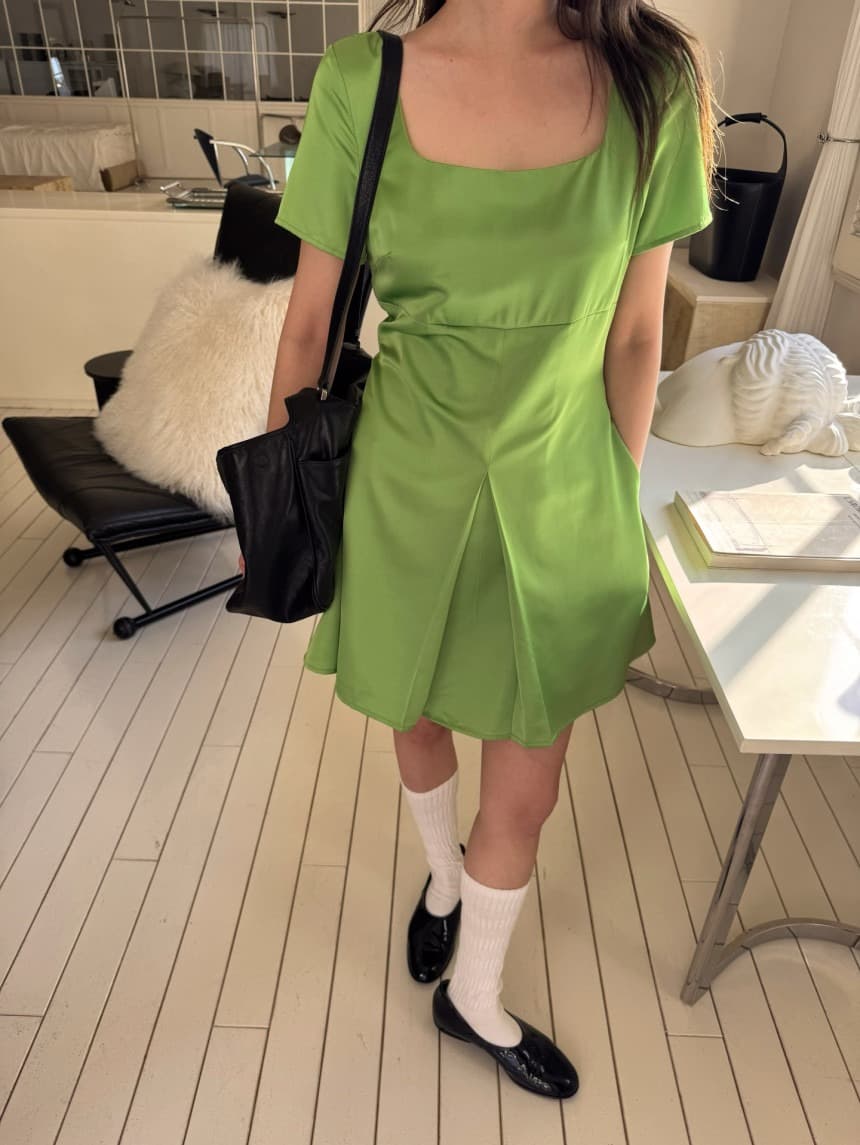 ins 한 부서 여름 프랑스식 레트로 u 칼라 미니멀리즘 품격 반팔 작은 키 한 마디 미니 스커트 드레스 상세 이미지 2