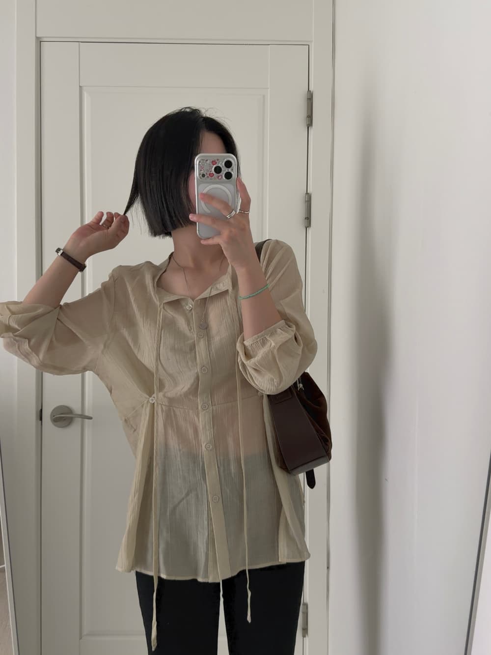 chic 한국 이른 가을 프랑스식 미니멀리즘 단추 레이스업 느긋한 루즈핏 긴팔 얇은 스타일 다용도 셔츠 맨위 상세 이미지 4