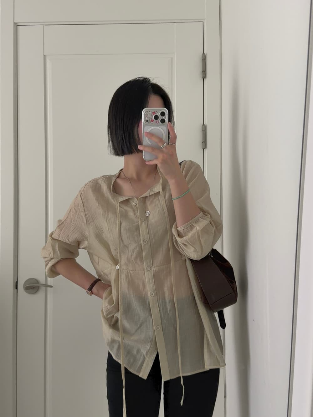chic 한국 이른 가을 프랑스식 미니멀리즘 단추 레이스업 느긋한 루즈핏 긴팔 얇은 스타일 다용도 셔츠 맨위 상세 이미지 10