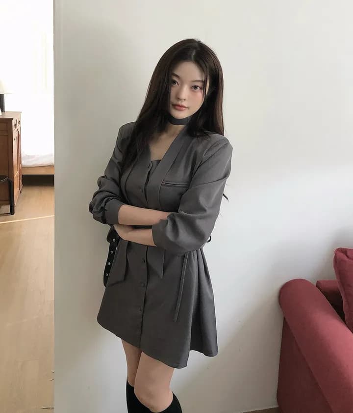 ins 가을 프랑스식 고급 센스 레트로 V넥 목도리 레이스업 허리 수축 싱글 줄 버튼 품격 정장 드레스 이미지 4