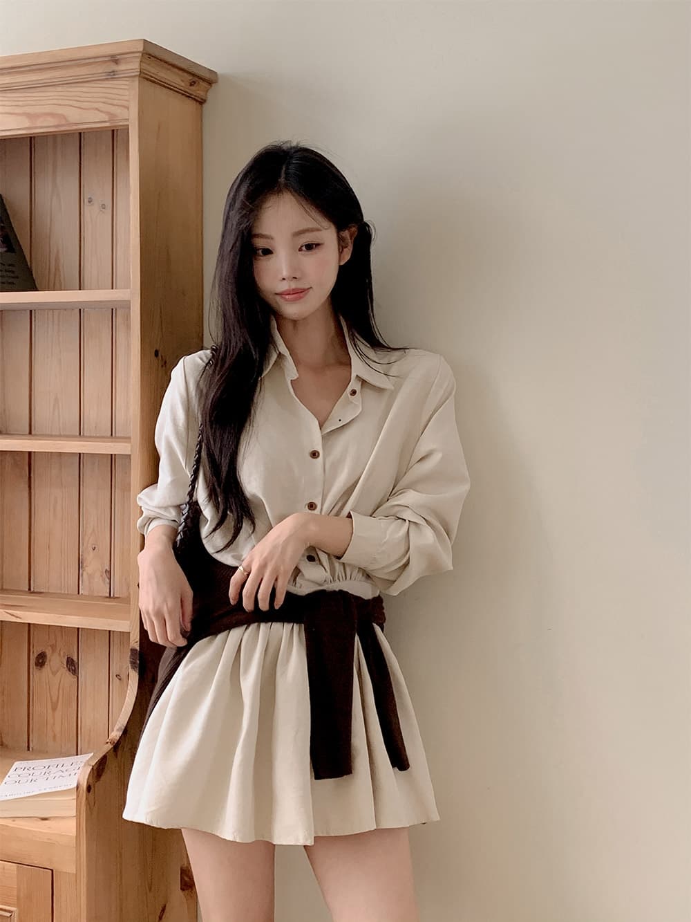 ins 한 부서 가을 겨울 레트로 고급 센스 패션 품격 폴로 칼라 주름 장식 허리 수축 다용도 셔츠 드레스 드레스 상세 이미지 1