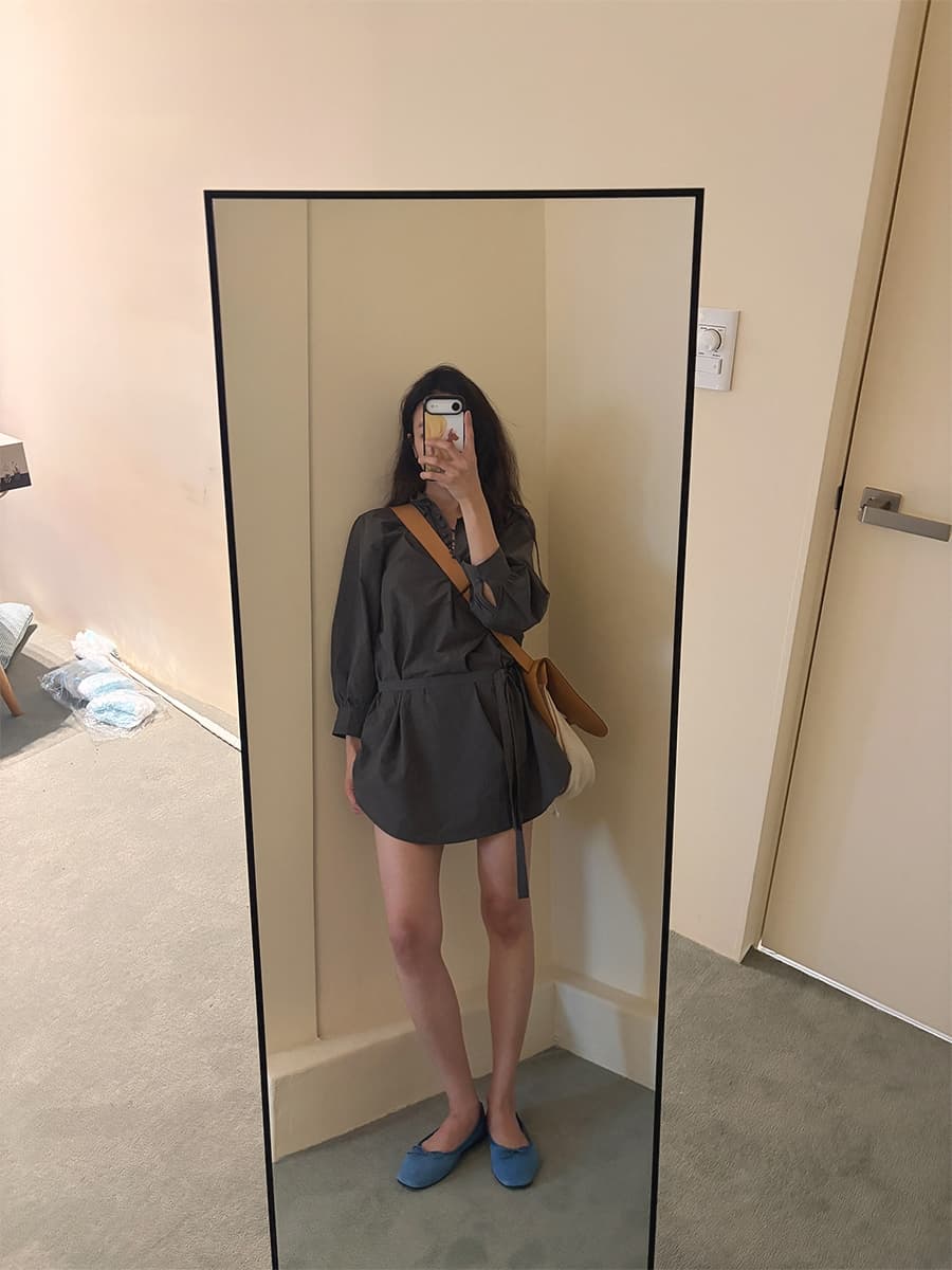 ins 한 부서 가을 프랑스식 품격 작은 대중 레트로 패키지 버클 V넥 레이스업 허리 수축 셔츠 드레스 드레스 상세 이미지 10