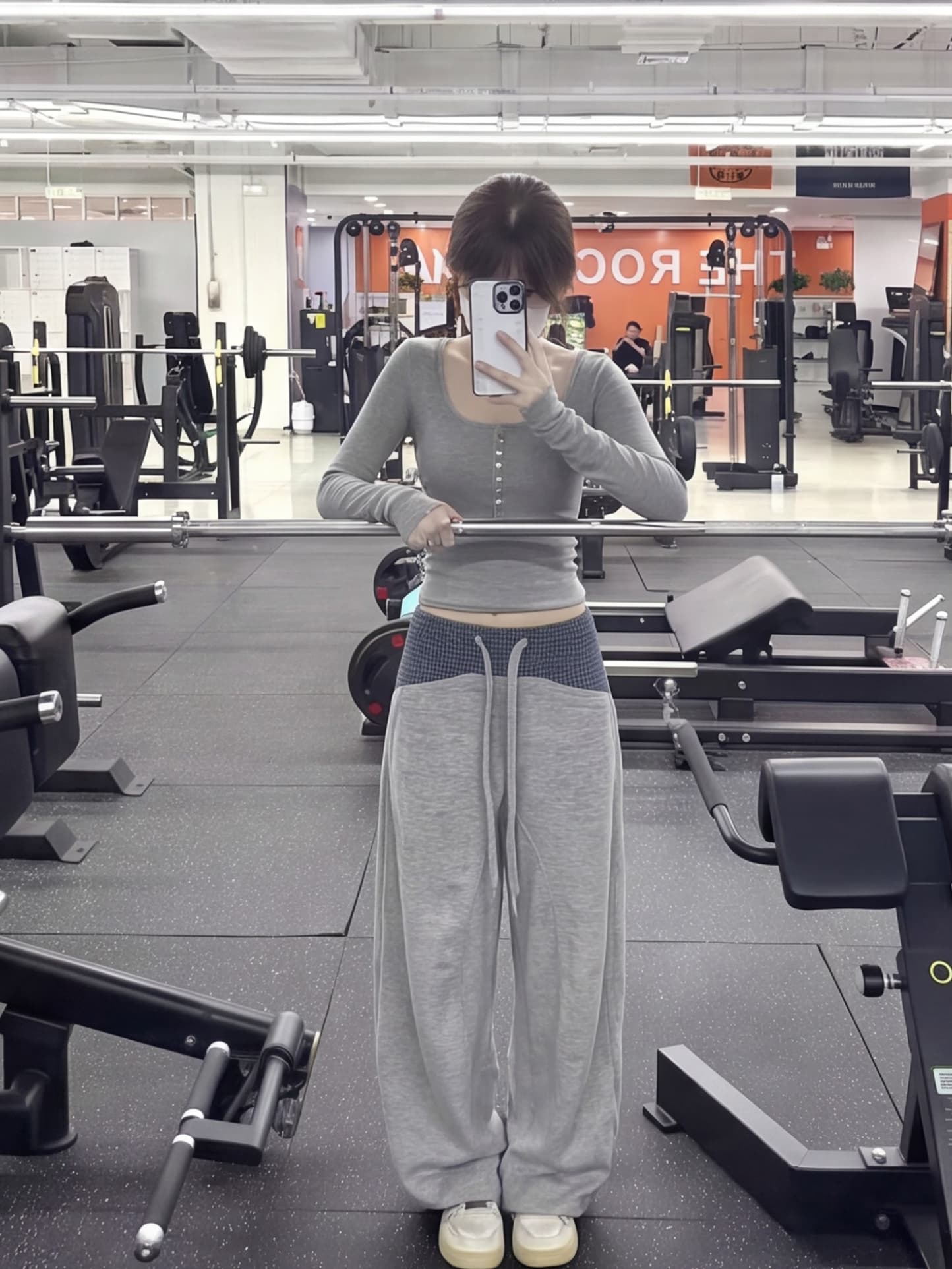 실사 아메리칸 레트로 디자인 센스 주름 넓은 다리 회색 운동 웨이 바지 이미지 3
