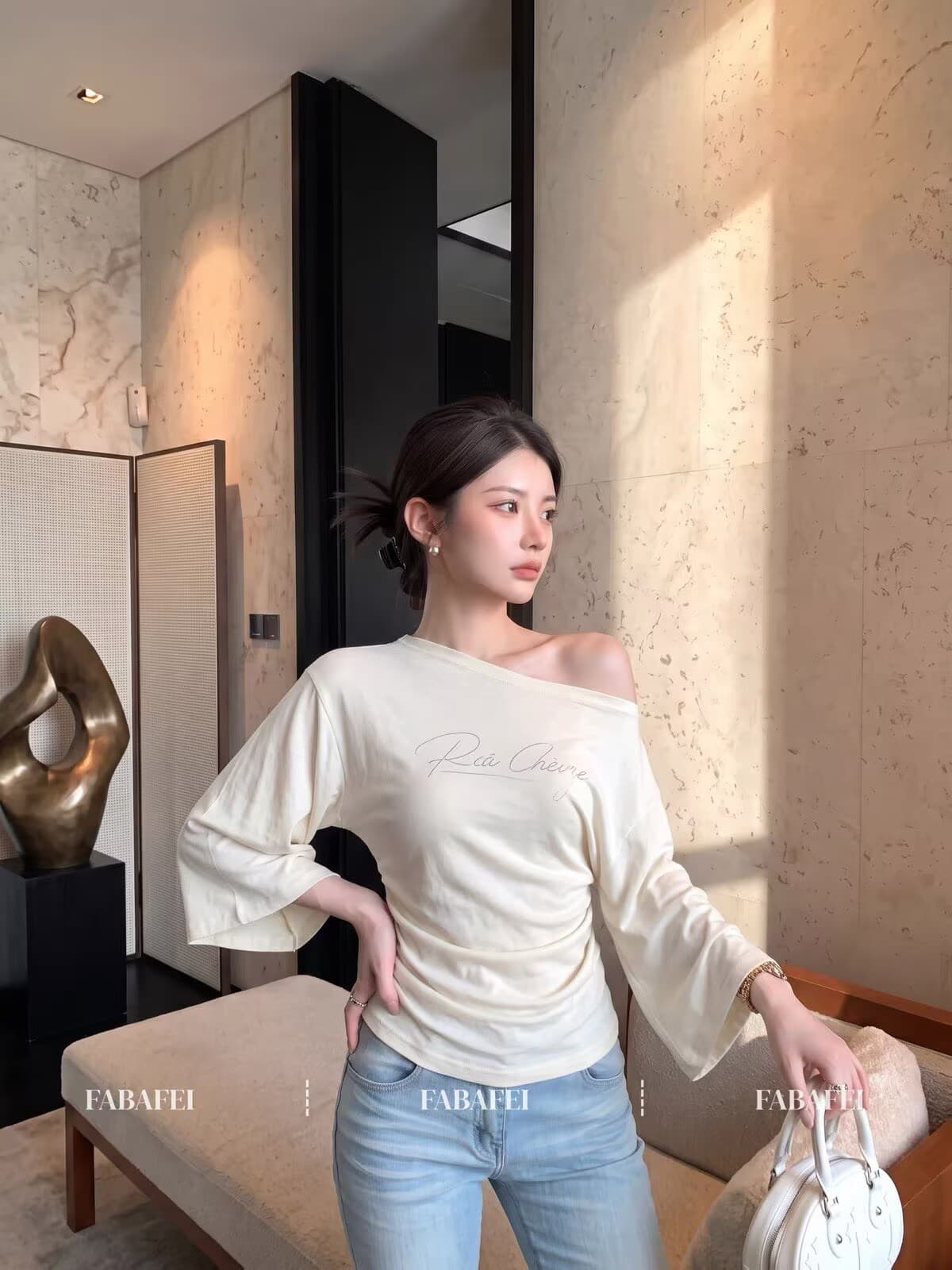 2026 순수한 욕망 바람 비스듬한 어깨 핫픽스 알파벳 여성 가을 허리 수축 슬림해 보이는 긴팔 만나는 오프숄더 맨위 이른 가을 인사이드 가져 가라. 상세 이미지 5