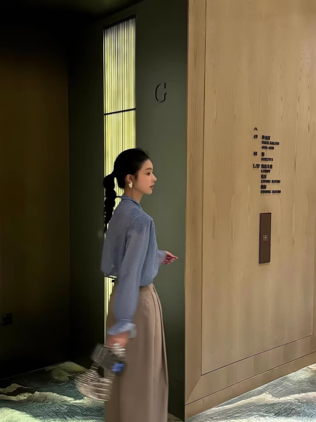 프랑스식 레트로 도트 무늬 여성 셔츠 가을 고유 한 작은 셔츠 자외선 차단 블라우스 작은 대중 품격 쉬폰 블라우스 긴팔 맨위 상세 이미지 1