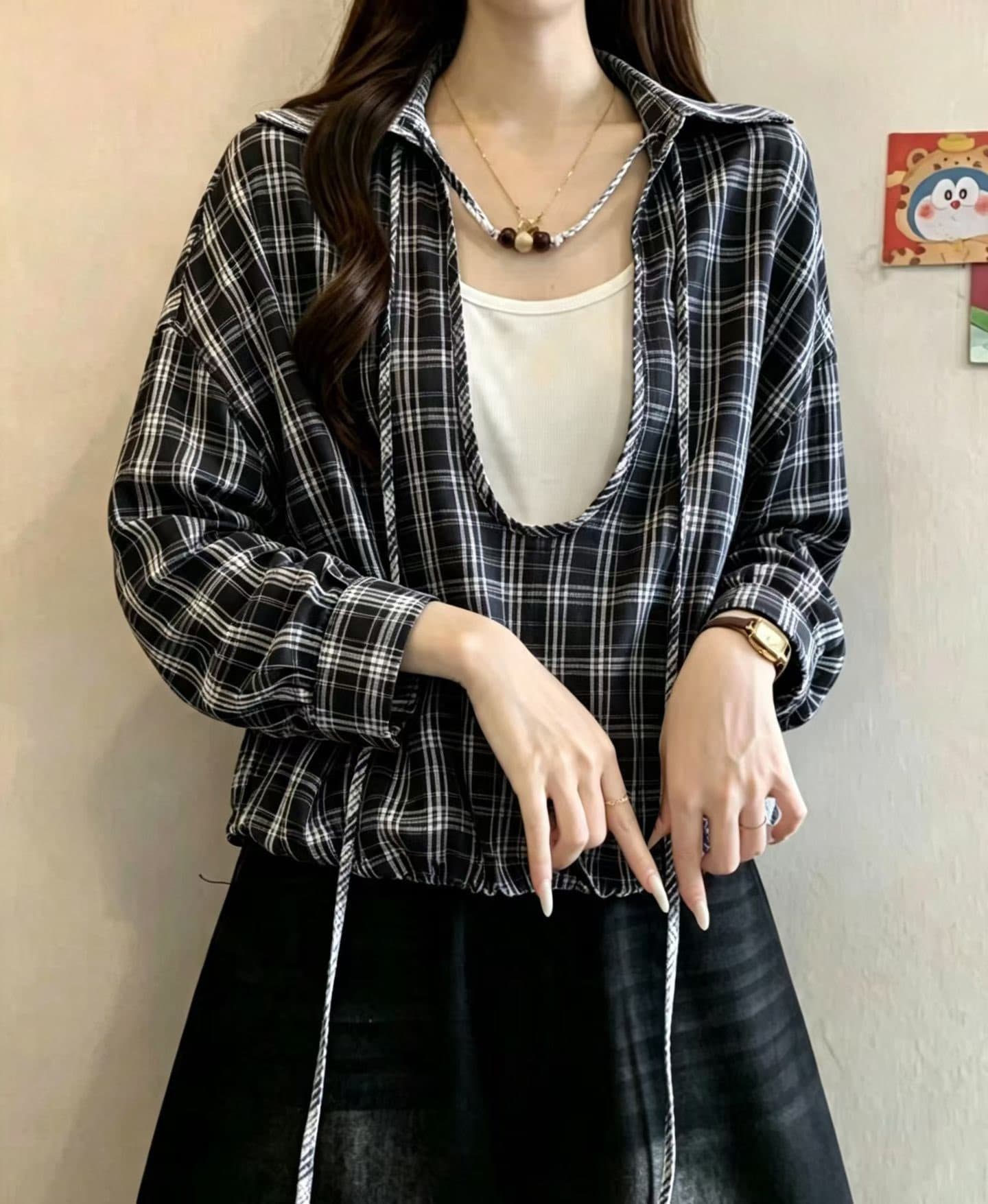 2026 빅 사이즈 한 부서 Chic 비즈 체크무늬 페이크 레이어드 반팔 여성 셔츠 가을 루즈핏 표지 고기 다용도 맨위