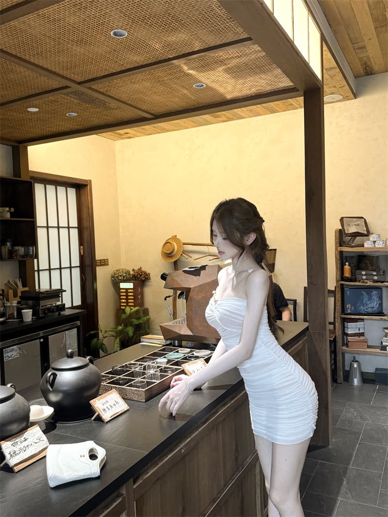 실사 여름 망사 홀로우 아웃 레이스 금속 장식 프랑스식 로얄 자매 데이트 타이트 스커트 상세 이미지 4