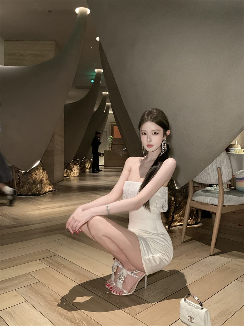 실사 프랑스식 여성 드레스 새로운 오프숄더 술 한 마디 미니 스커트 튜브탑 생일 데이트 치마 상세 이미지 7
