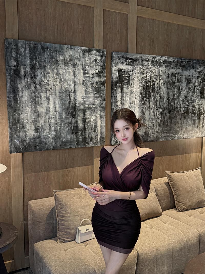 실사 순수한 욕망 바람 섹시함 V넥 주름 숄 타이트 스커트 드레스 허리 수축 몸매 가꾸기 슬림해 보이는 롱 스커트 상세 이미지 9