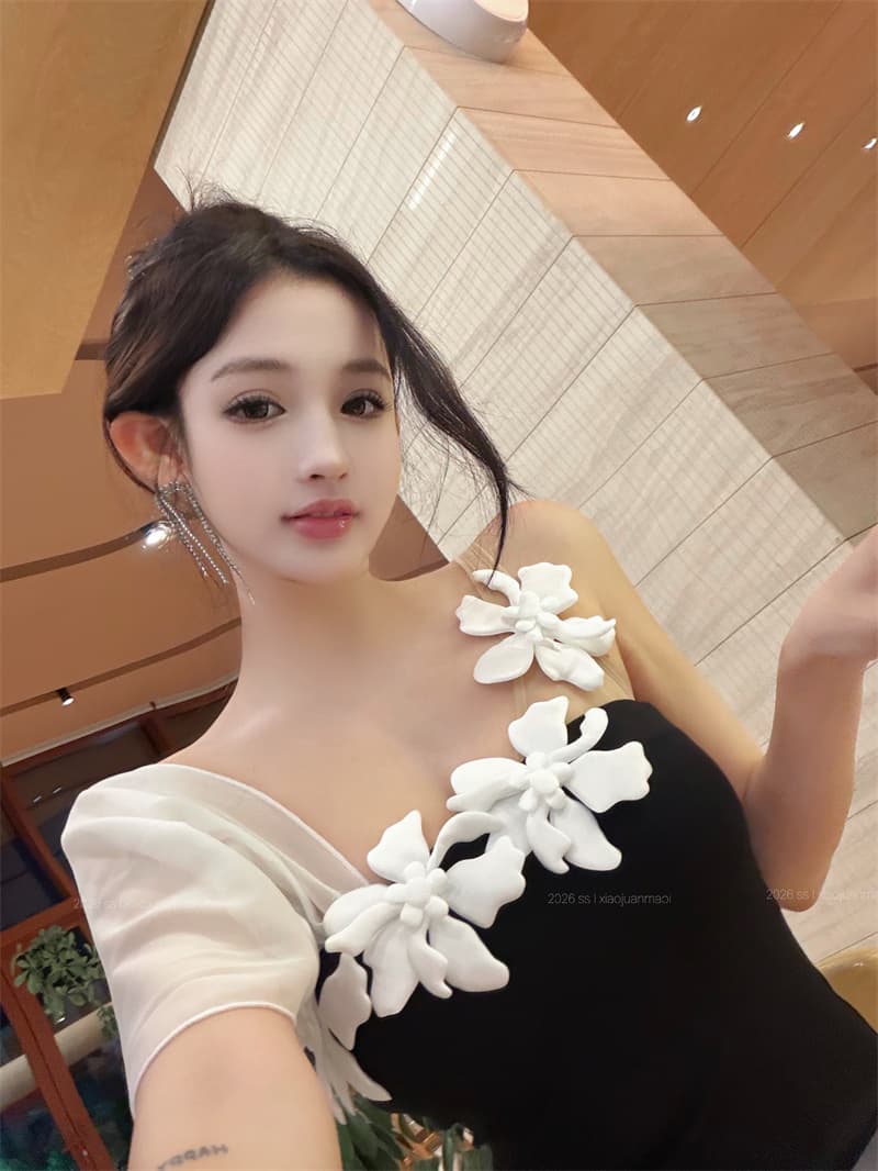 실사 엠보싱 미학 프랑스식 달콤한 매운맛 바람 허리 수축 슬림해 보이는 한 마디 타이트 스커트 품격 슬립 드레스 이미지 2