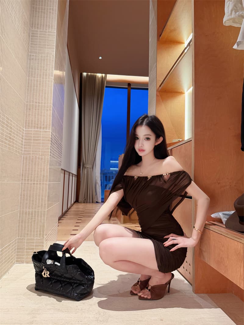 실사 오프숄더 프랑스식 여성 드레스 연회 데이트 새로운 망사 타이트 스커트 주름 치마 상세 이미지 10