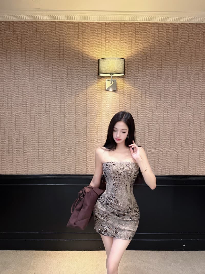 실사 프랑스식 민소매 여성 드레스 이른 가을 새로운 섹시함 슬림해 보이는 타이트 스커트 망사 패치워크 데이트 치마 상세 이미지 3