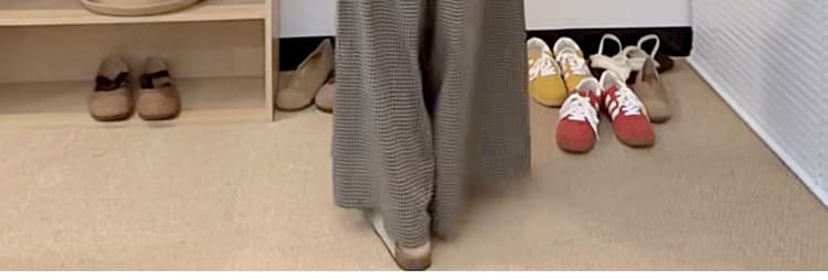 지금 지금 새로운 고유 한 검정색 V넥 민소매 조끼 체크무늬 와이드 레그 팬츠 2026 여름 새로운 느슨함 센스 세트 상세 이미지 24