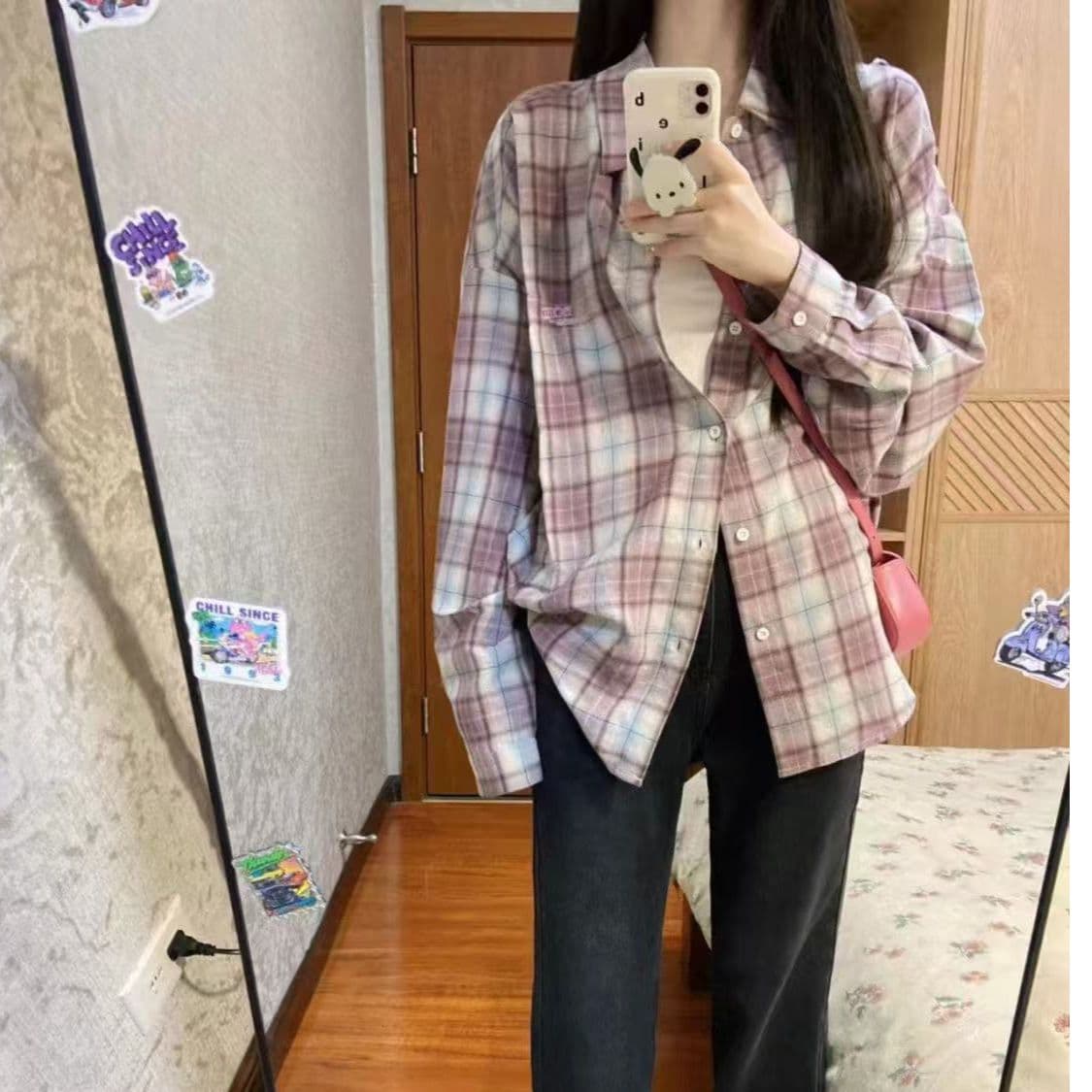 슈퍼 디스플레이 화이트 한 부서 작은 대중 디자인 센스 보라색 체크무늬 긴팔 루즈핏 여성 셔츠 봄 가을 겨울 조수 브랜드 캐주얼 셔츠 이미지 3