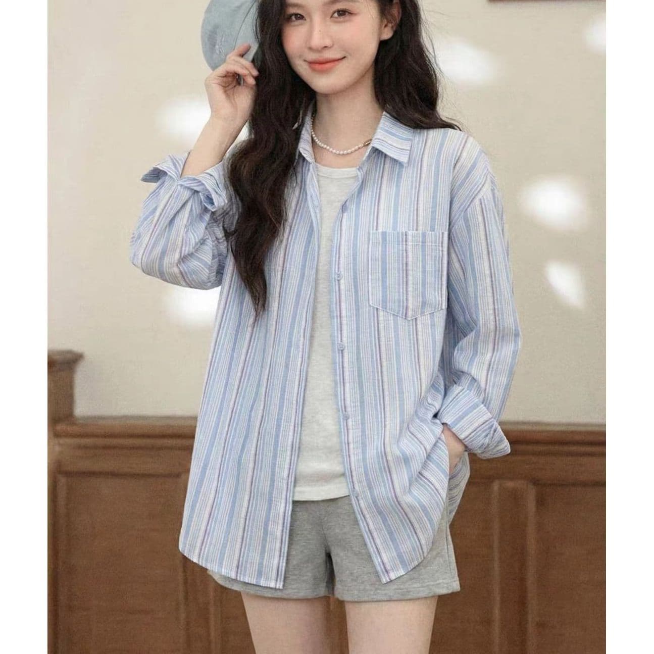 핑크색 스트라이프 POLO 칼라 긴팔 셔츠 여성 의류 여름 얇은 스타일 루즈핏 자외선 차단 셔츠 중간 길이 맨위 이미지 2