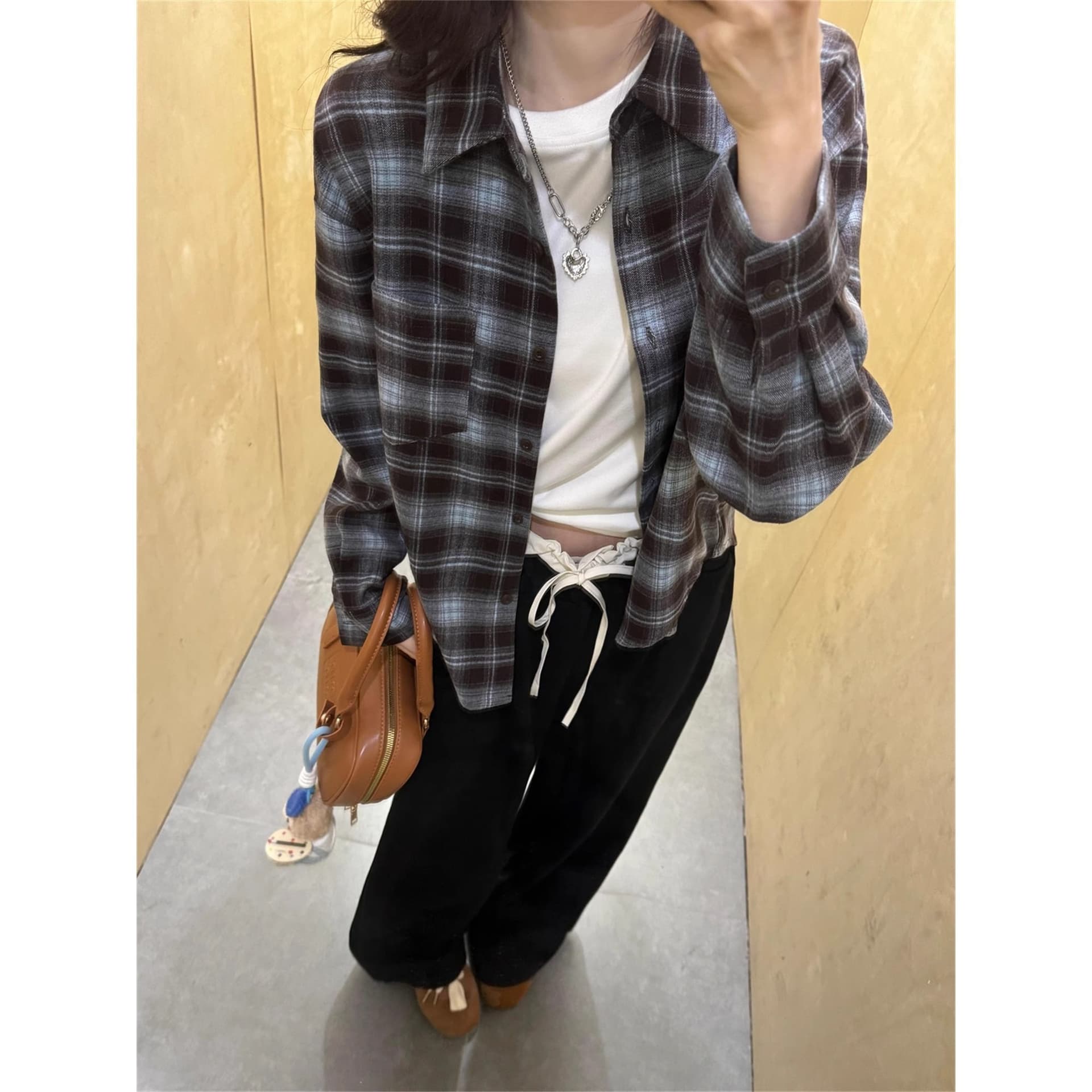 일본식 레트로 체크무늬 긴팔 여성 셔츠 봄 여름 루즈핏 느긋한 바람 디자인 센스 캐주얼 셔츠 재킷 상세 이미지 12