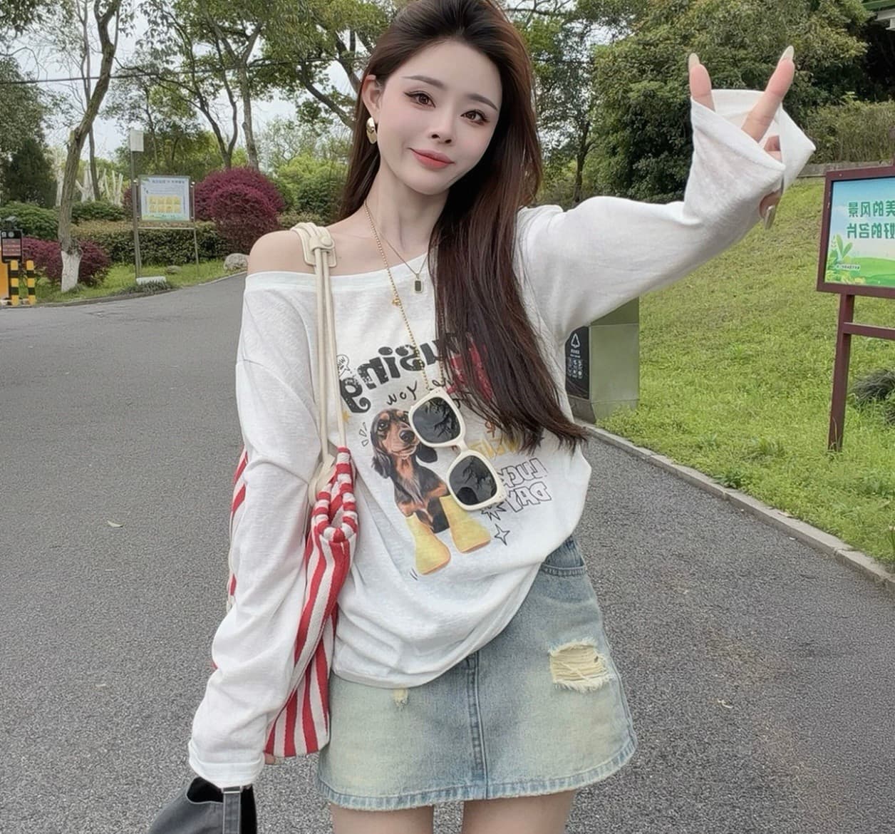 샤오 크릭 의류 새로운 여름 순수한 욕망 바람 만화 프린트 디자인 센스 슬림해 보이는 긴팔 티셔츠 이미지 2