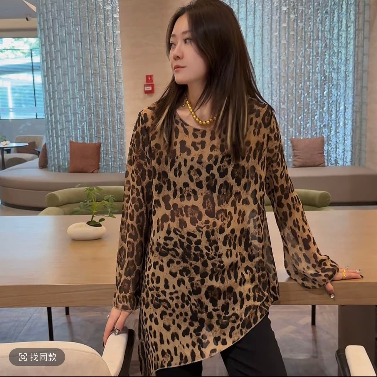 레오파드 무늬 품격 다용도 패션 캐주얼 디자인 섹션 티셔츠 작은 셔츠