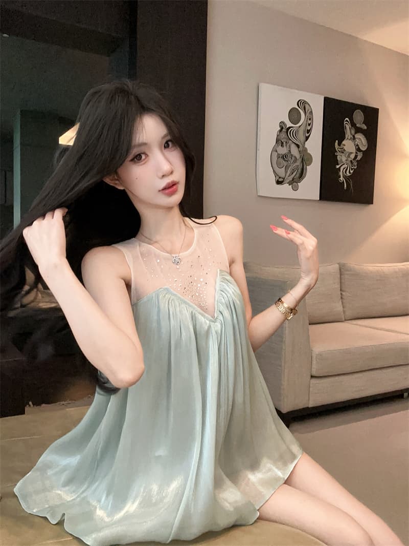 실사 프랑스식 빛 럭셔리 디자인 센스 핫픽스 망사 패치워크 맨위 주름 슬림해 보이는 표지 고기 조끼 A라인 스커트 상세 이미지 11