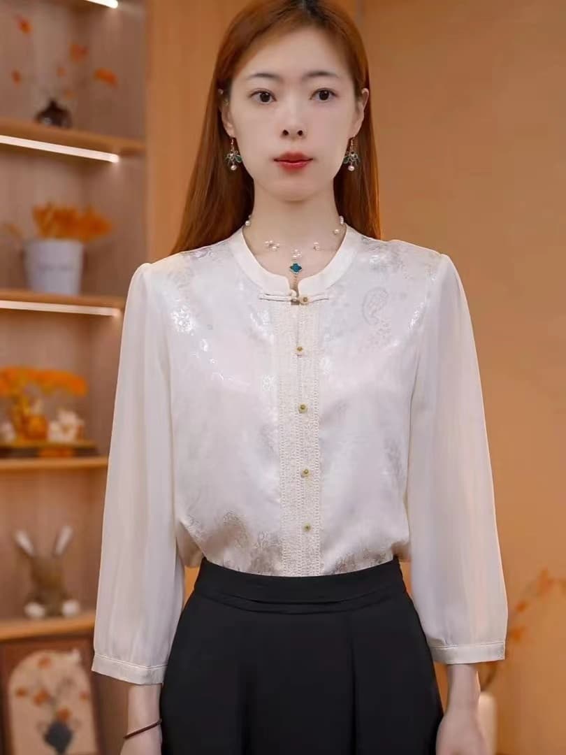 경관 그림 2026 새로운 라운드 넥 자카드 단색 외국 가스 패션 다용도 여성 셔츠
