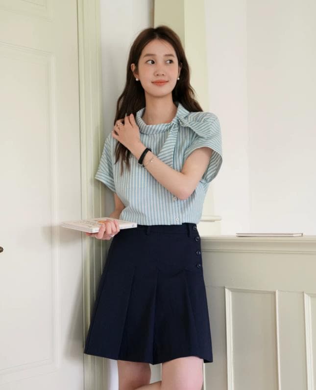 레트로 비대칭 나비 넥타이 작은 셔츠 여름 새로운 비스듬한 문 襟 디자인 스트라이프 여성 셔츠 이미지 2