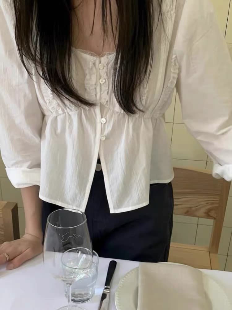 물리적 인지도 있음 업데이트 한국 동대문 작은 대중 레이스 프릴 플리츠 쇼트 스타일 화이트 허리 수축 여성 셔츠 이미지 2