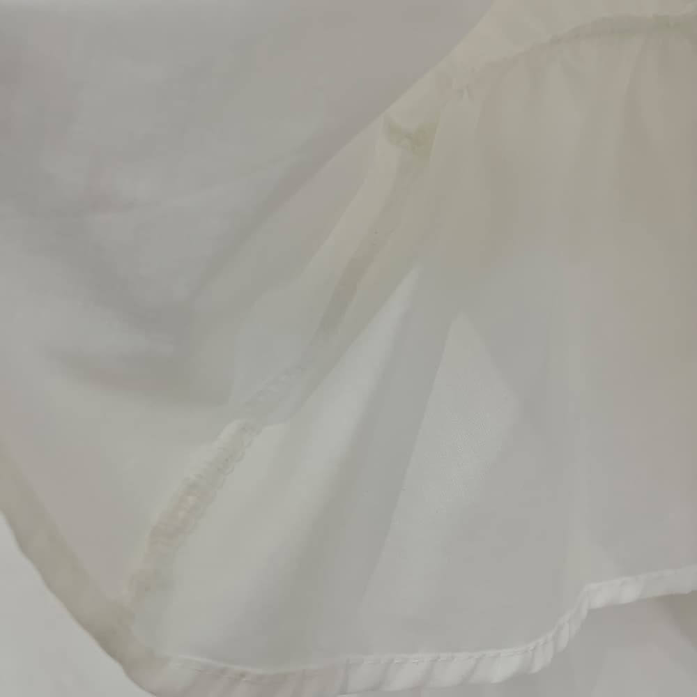 물리적 인지도 있음 업데이트 한국 동대문 작은 대중 레이스 프릴 플리츠 쇼트 스타일 화이트 허리 수축 여성 셔츠 상세 이미지 13