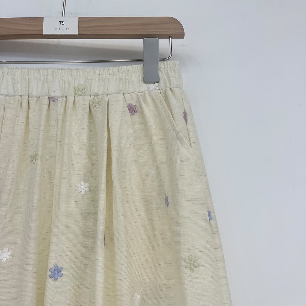 물리적 인지도 있음 업데이트 여름 섹션 무거운 작업 자수 꽃 루즈핏 와이드 레그 팬츠 캐주얼 바지 상세 이미지 14