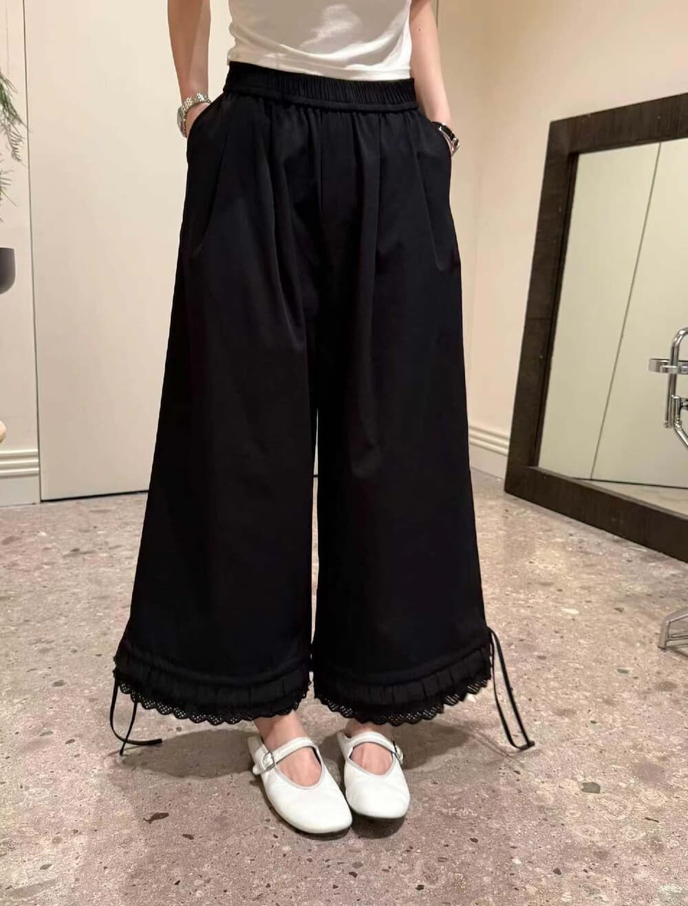 물리적 인지도 있음 업데이트 한 부서 루즈핏 다용도 홀로우 아웃 레이스 패치워크 9부 바지 캐주얼 바지 상세 이미지 4