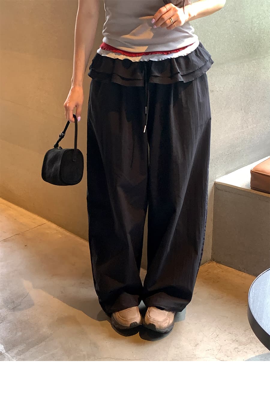 물리적 인지도 있음 업데이트 미니멀리즘 일상 빛 운송 동적 마이크로 Pleat 랩스커트팬츠 펌프 로프 캐주얼 바지 여성 상세 이미지 9