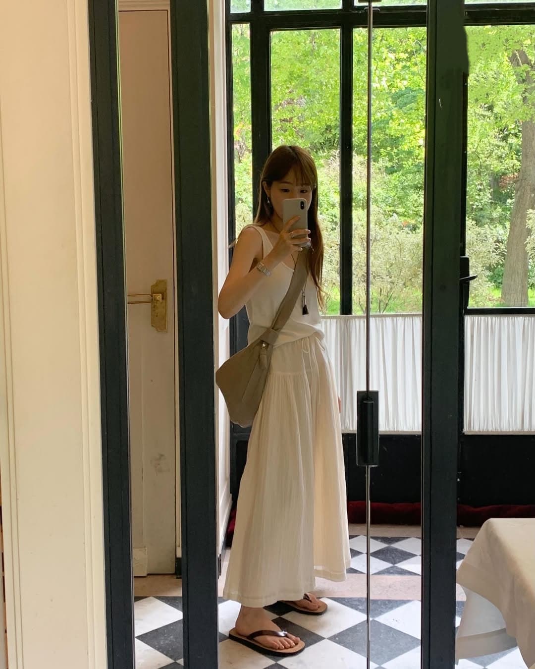 물리적 인지도 있음 업데이트 한 부서 다용도 프릴 허리 수축 슬림해 보이는 루즈핏 캐주얼 반신 스커트 여성 상세 이미지 6