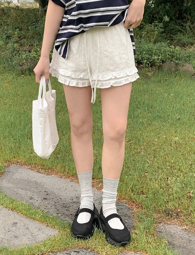 물리적 인지도 있음 업데이트 한 부서 레이스 레이스 허리밴드 넓은 다리가 짧다. 바지 여성 9055 이미지 4