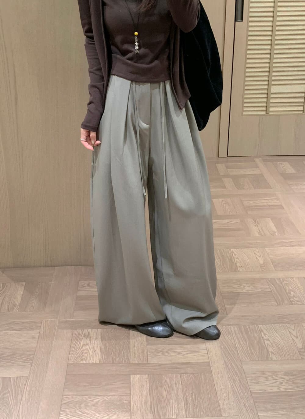 물리적 인지도 있음 업데이트 가을 켜기 새로운 한 부서 느슨함 센스 밴딩 루즈핏 펌프 로프 캐주얼 바지 상세 이미지 6