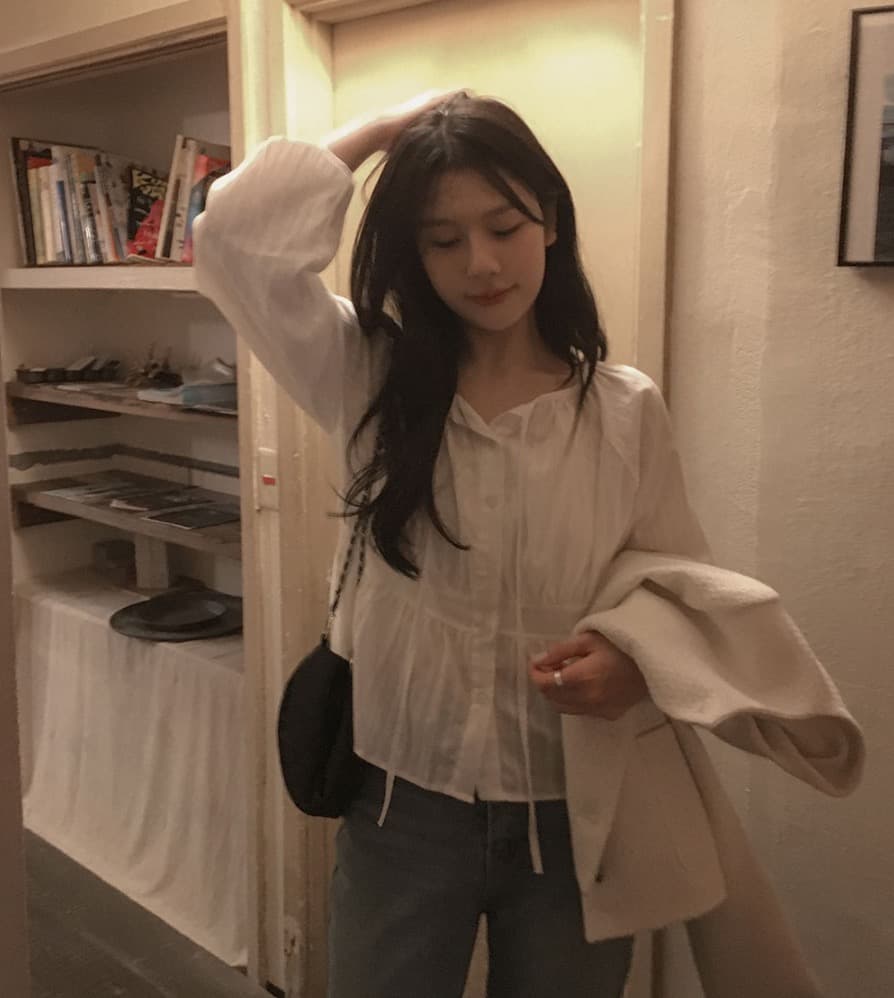 새로운 프랑스식 디자인 센스 사탕 색상 레이스업 긴팔 순면 여성 셔츠 루즈핏 디스플레이 학위 연령 감소 맨위 상세 이미지 9