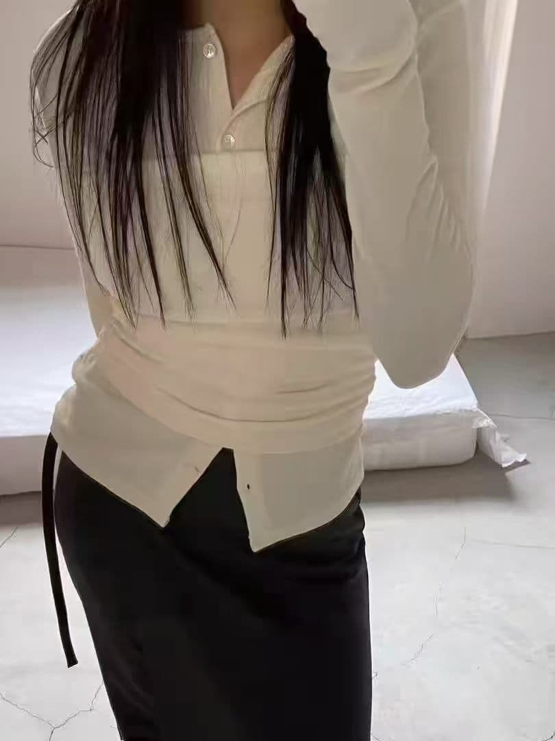 한국 작은 대중 디자인 부서 버클 긴팔 오픈 가디건 몸매 가꾸기 플리츠 튜브탑 두 조각 여성 세트 상세 이미지 3