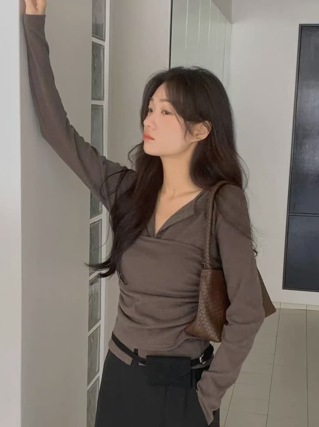 한국 작은 대중 디자인 부서 버클 긴팔 오픈 가디건 몸매 가꾸기 플리츠 튜브탑 두 조각 여성 세트 상세 이미지 6