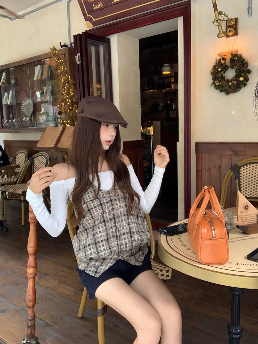 실사 정가 레트로 체크무늬 민소매 행침 목 슬립 맨위 오프숄더 자수 몸매 가꾸기 기본 셔츠 베스트 세트 상세 이미지 7