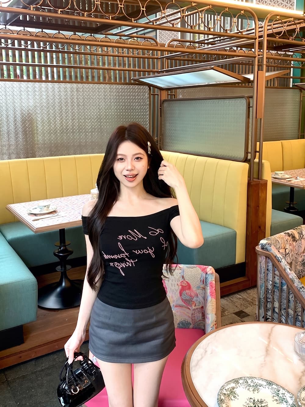 티셔츠 라운드 넥 구슬 자수 디자인 반팔 몸매 가꾸기 맨위 여성 상세 이미지 6