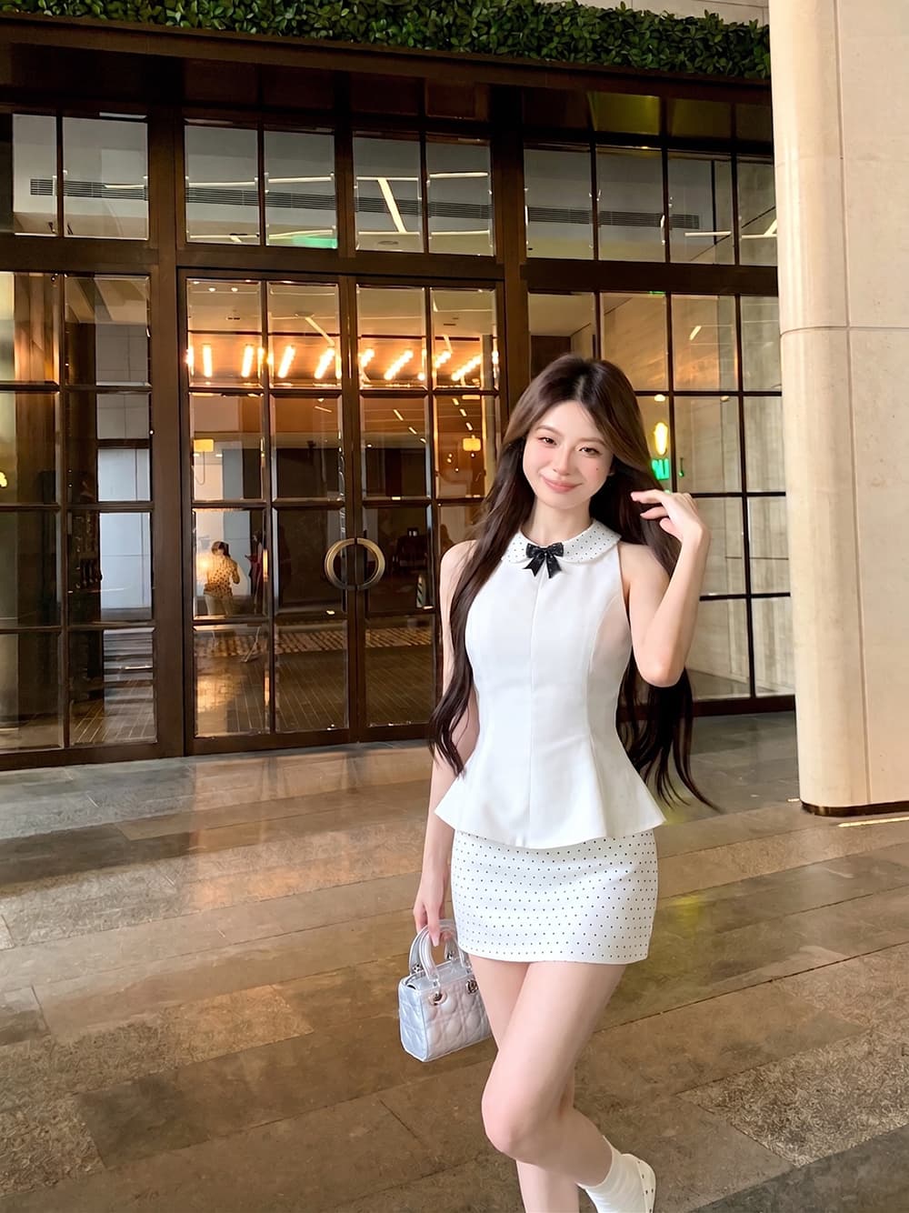 품격 민소매 나비 매듭 맨위 티셔츠 허리 수축 슬림해 보이는 조끼 반 스커트 타이트 스커트 치마 세트 상세 이미지 3