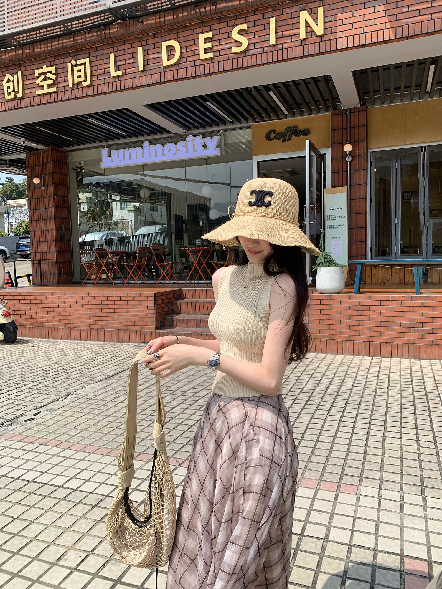 실사 그림 품격 반하이넥 민소매 인사이드 가져 가라. 니트 캐미솔 여름 외출용 라이 경기 서울 주간 실크 맨위 이미지 3
