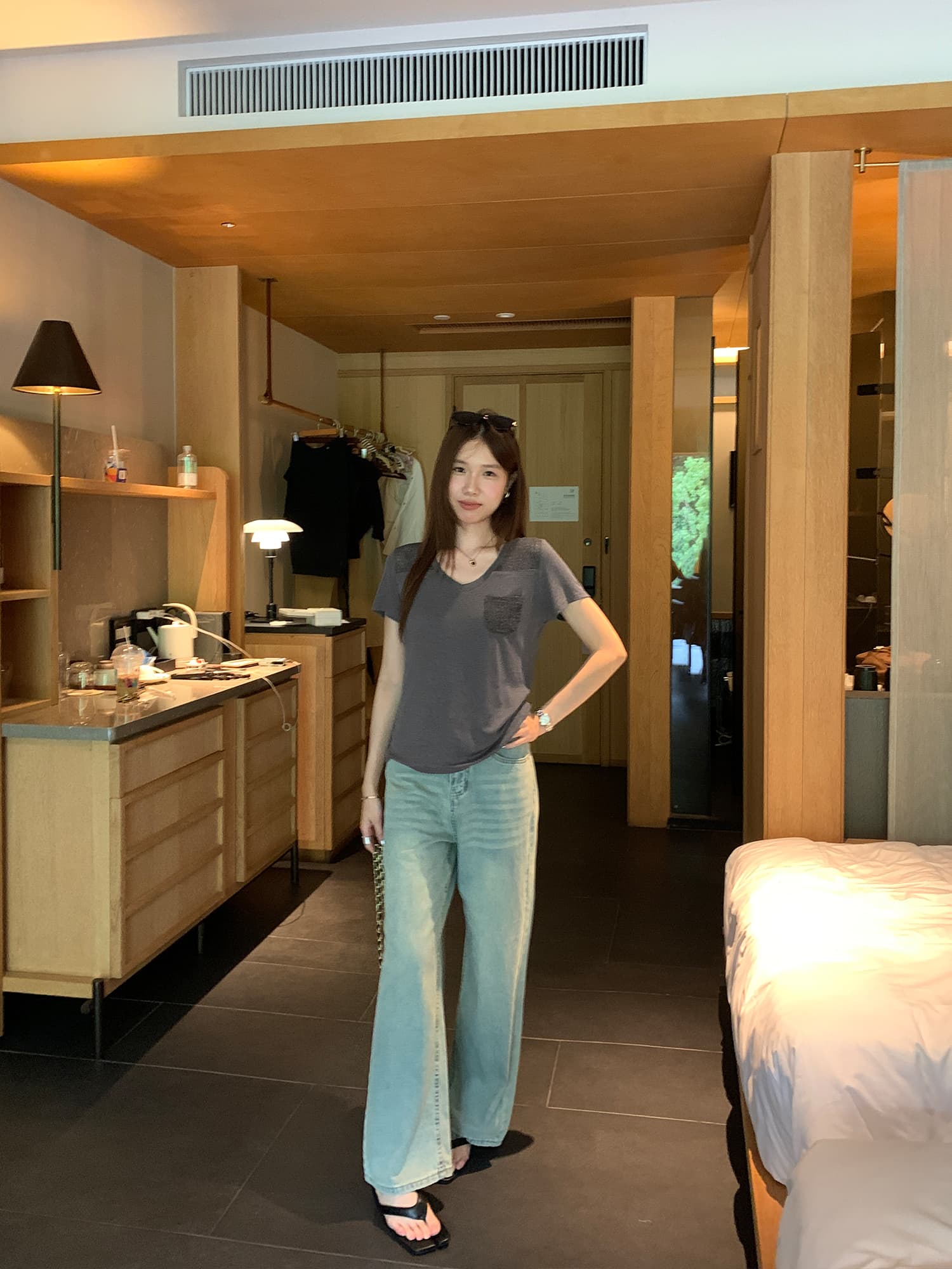 실사 그림 한 부서 몸매 가꾸기 주머니 디자인 V넥 반팔 양모 티셔츠 2026 새로운 올해 인기 폭발 맨위 이미지 5