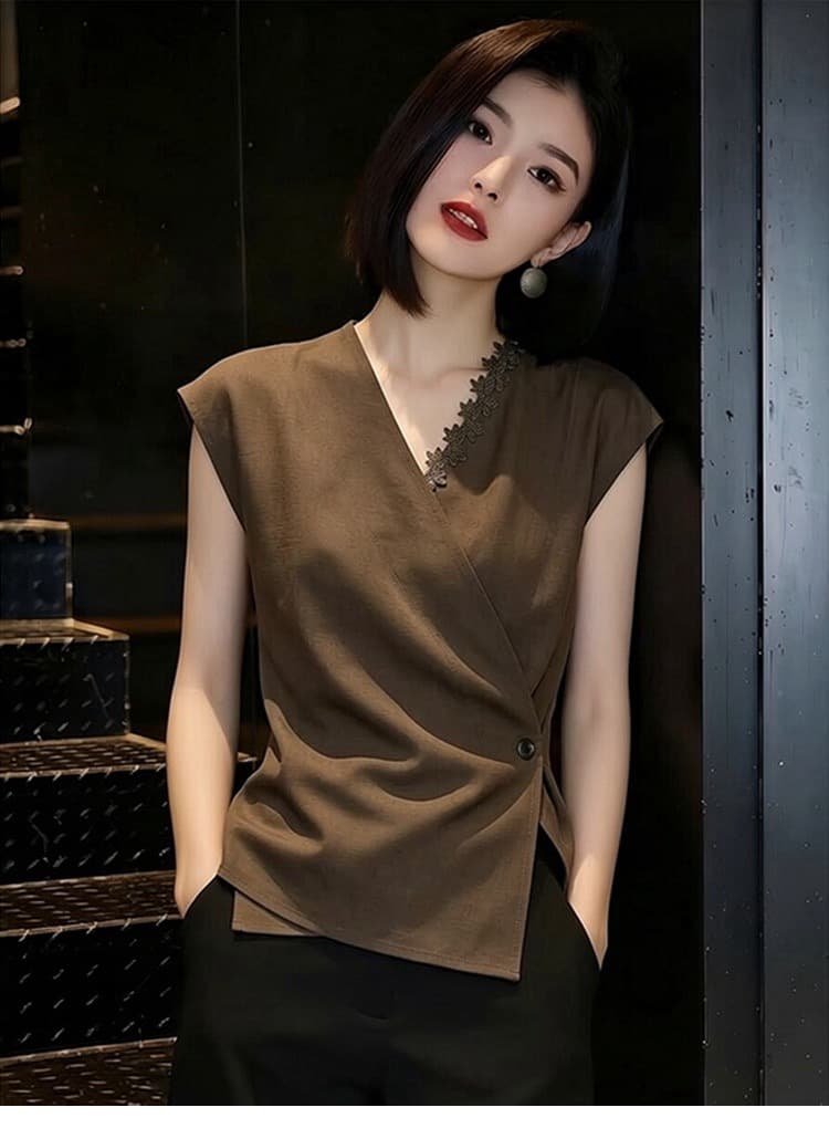 미니멀리즘 불규칙 레트로 여성 셔츠 여름 2026 년 새로운 외국 가스 다용도 반팔 디자인 센스 작은 대중 셔츠
