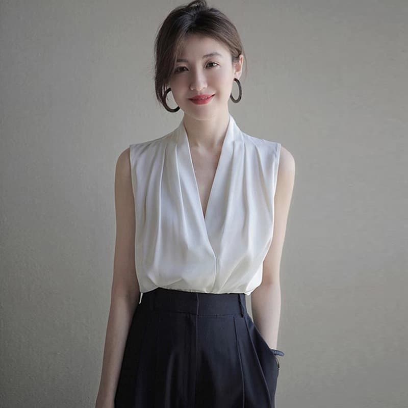 미니멀리즘 화이트 새틴 시뮬레이션 실크 V넥 캐미솔 봄 가을 인사이드 가져 가라. 아세트산 민소매 셔츠 행침 목 맨위 이미지 4
