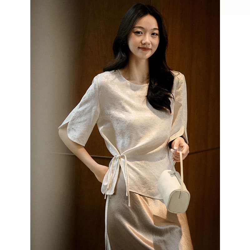 흐릿한 달 꽃 루오 자카드 작은 셔츠 술 단추 디자인 센스 맨위 여름 새로운 상세 이미지 1