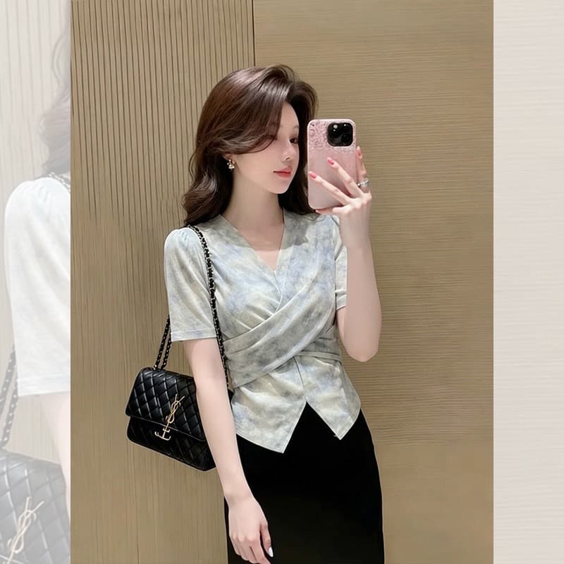 프랑스식 우아함 편안함 분위기 센스 절묘한 디자인 센스 V넥 반팔 여성 셔츠 여름 허리 수축 슬림해 보이는 트임 맨위 상세 이미지 2