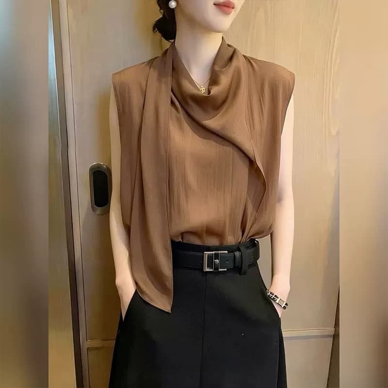 한 부서 출퇴근 바람 커피 색상 터틀넥 민소매 맨위 여성 패션 다용도 세련된 외국 가스 셔츠 2026 여름 새로운